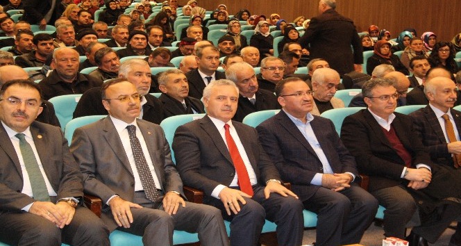 Adalet Bakanı Bekir Bozdağ: “Terör örgütlerinin arkasındaki kirli hesap sahiplerini gayet iyi biliyoruz”