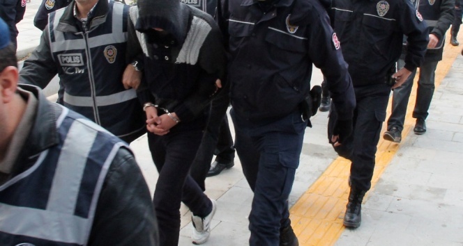 Gaziantep&#039;te FETÖ operasyonunda 41 öğretmene gözaltı kararı