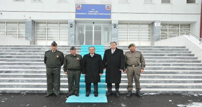 Vali Tapsız’dan İl Jandarma Komutanlığına taziye ziyareti