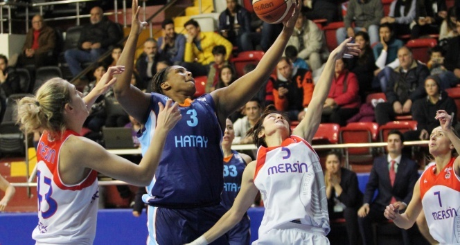 Mersin, evinde Hatay'a mağlup oldu
