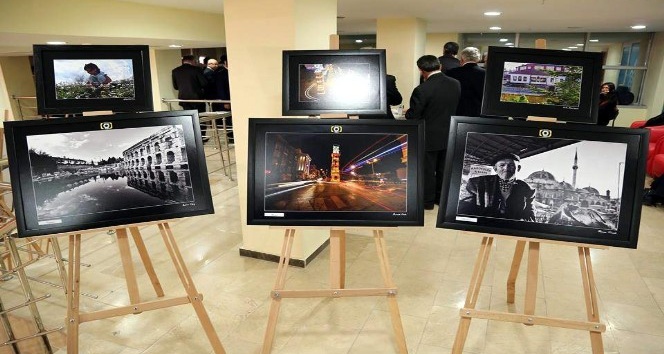 Dereceye girenlere ödülleri takdim edildi
