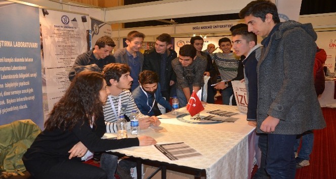 Bartın Üniversitesi Ankara’da üniversite tercih fuarına katıldı