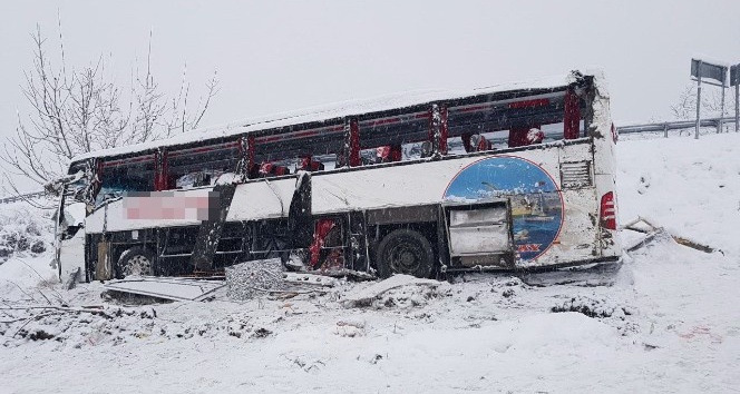 (Düzeltme) Sinop’ta otobüs kazası: 4 ölü, 28 yaralı