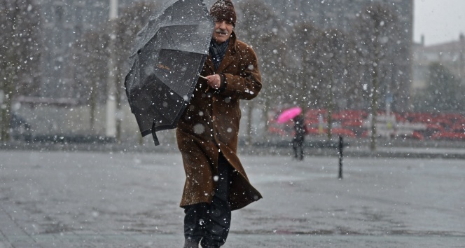 İstanbul&#039;da kar uyarısı| 22 Ocak Pazartesi yurtta hava durumu