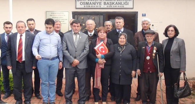 CHP’li Türkmen: "Terörle mücadelede hükümetin yanındayız"