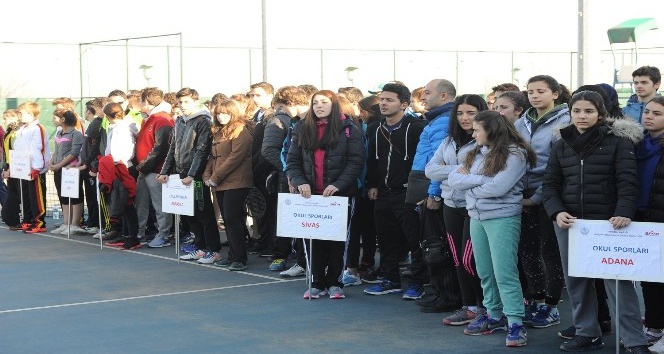 Okulsporları Tenis Gençler grup müsabakaları başladı