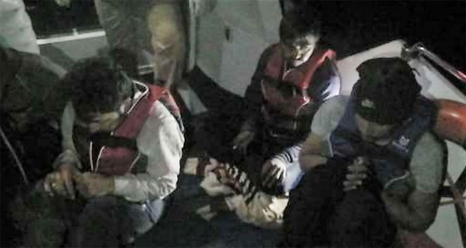 Bodrum&#039;da Sahil Güvenlik ekipleri 14 mülteciyi kurtardı