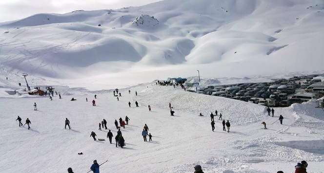 Hakkari Kayak Merkezi 7 gün açık olacak