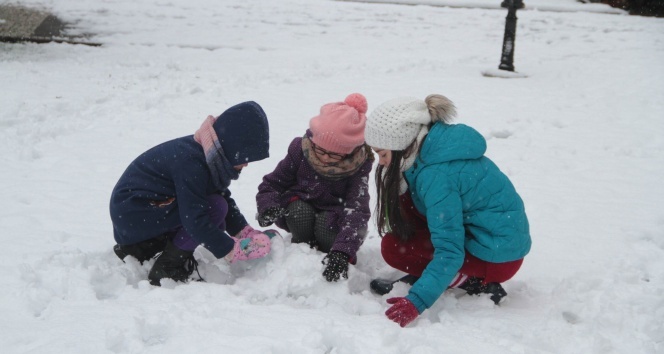 Düzce’de okullara kar tatili | Düzce&#039;de 16 Ocak okullar tatil mi?