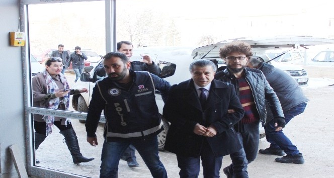 Kırşehir’de FETÖ operasyonu: 10 gözaltı