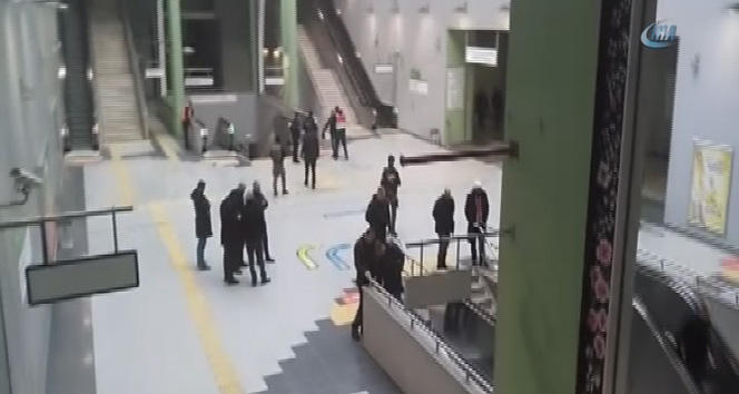 Metroda &#039;Ortaköy saldırganı&#039; ihbarı polisi alarma geçirdi