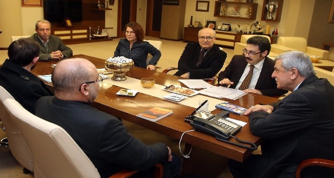 Başkan Karaosmanoğlu, Şairler ve Yazarlar Derneğini ağırladı