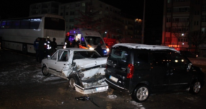 Yozgat’ta yolcu otobüsü kaza yaptı: 4 yaralı