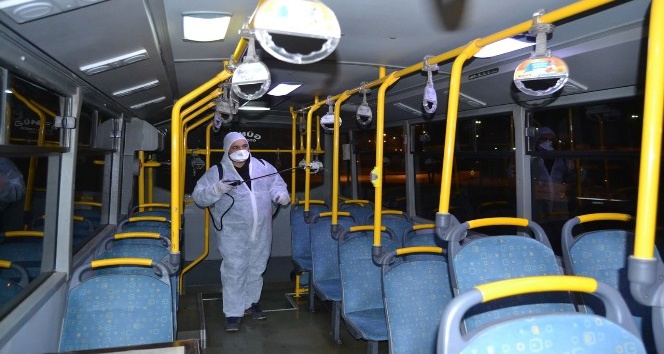 Halk otobüsleri ve servisler dezenfekte ediliyor