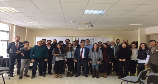 Başkan Karaaslan, Atılım Üniversitesi Mimarlık Fakültesi öğrencileri ile buluştu