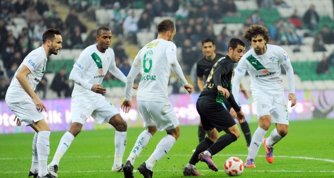 Akhisar&#039;dan Bursaspor&#039;a 4 gol.. Akhisar Belediyespor 4-1 Bursaspor maçın geniş özeti ve golleri izle