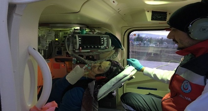 Kalp hastası kadının yardımına ambulans helikopter yetişti