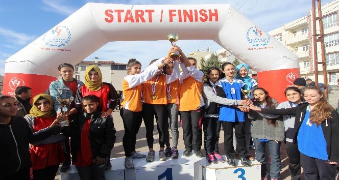 Okul Sporları Atletizm yarışmaları sona erdi