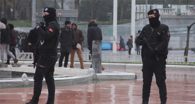 Taksim&#039;de yoğun güvenlik önlemleri