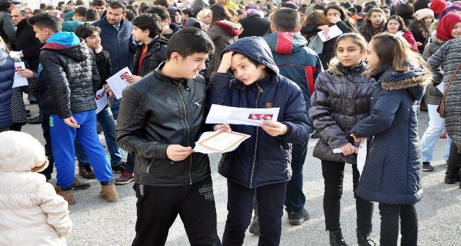 Sorgun’da öğrenciler karne heyecanı yaşadı