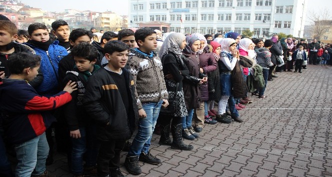 (Özel Haber) Kayseri’de 6 bin 833 Suriyeli öğrenci karne heyecanı yaşadı
