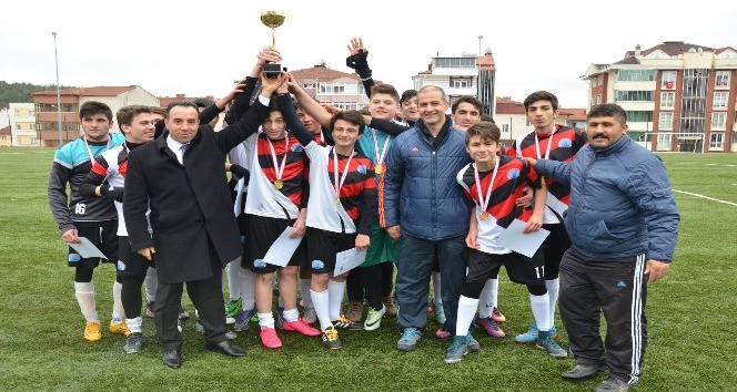 Bilecik’te Okul Sporları Futbol Müsabakaları sona erdi
