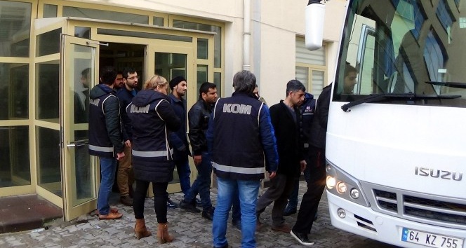 Uşak’ta FETÖ’den 19 kişi tutuklandı