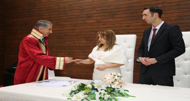 Elazığ Belediyesi evlendirme memurluğu taşındı