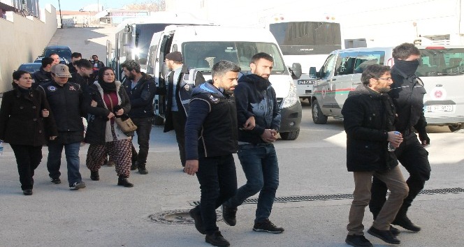 Elazığ’daki terör soruşturmasında 14 kişi tutuklandı