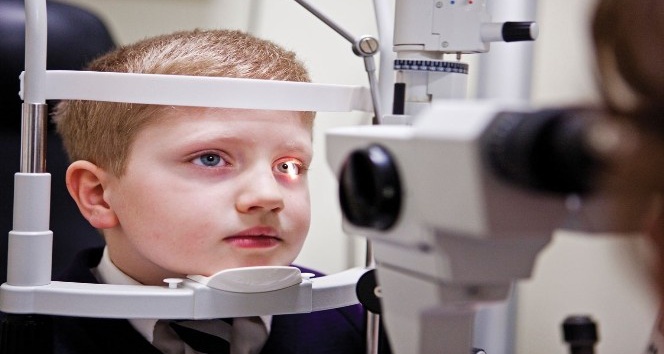 Göz sağlığı okuldaki başarıyı da etkiliyor