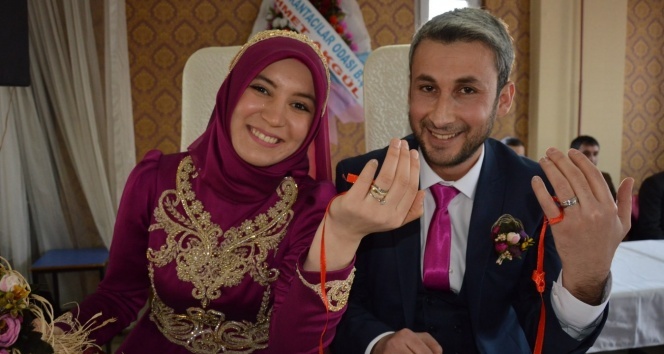 Evlilik yolunda ilk adımı attılar