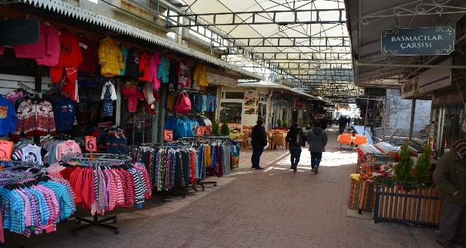 Söke’de hırsızlar çarşıya dadandı