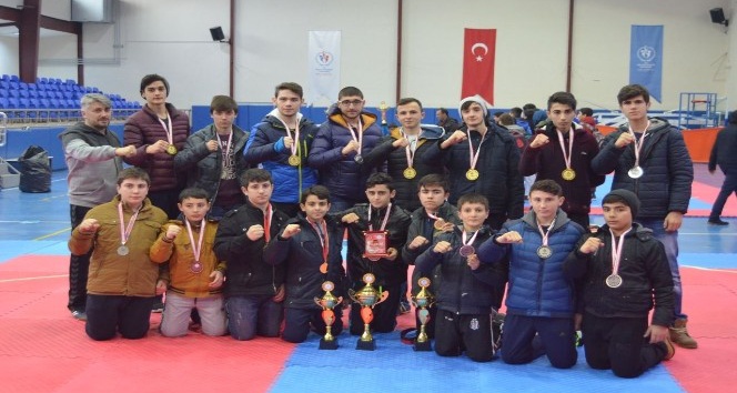 Sorgun taekwondo takımları Kayseri’den birincilikle döndü