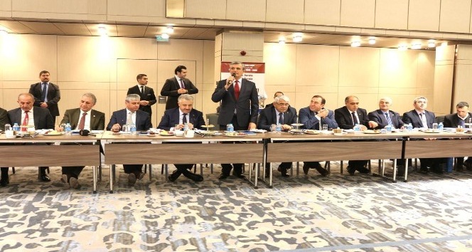 Vali Özefe,  İstanbul’da “Cazibe Merkezleri Tanıtım Toplantısı”na katıldı