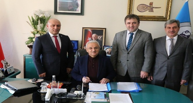 Erzincan Belediyesi 128 işçisiyle toplu sözleşme imzaladı