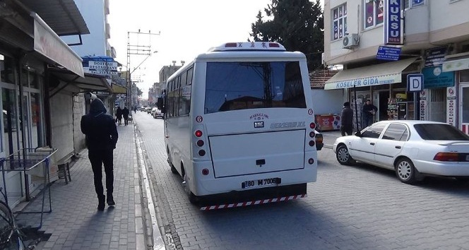 Dolmuş şoföründen örnek davranış