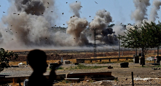 Bağdat&#039;ta bombalı araç patladı: 2 sivil öldü