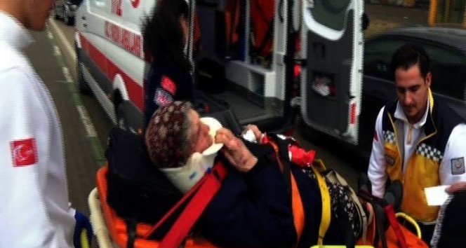 Bursa&#039;da karşıdan karşıya geçmeye çalışan yaşlı kadına vinç çarptı |Bursa kaza haberleri