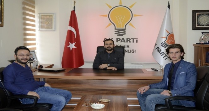 İl Öğrenci Meclis Başkanı Pak, AK Parti İl Başkanı Tanrıver’i ziyaret etti