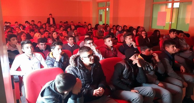 Sorgun’da “Sosyal Medya Okuryazarlığı” eğitim semineri verildi