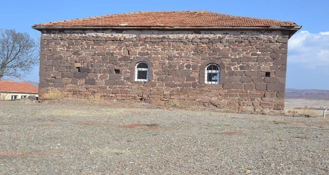 Kırıkkale’de 300 yıllık tarihi cami restore edilmeyi bekliyor