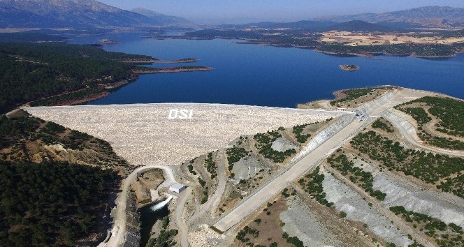 Adatepe Barajı ekonomiye 47 milyon lira katkı sağlayacak
