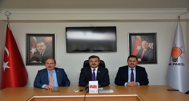 AK Parti İl Başkanlığı haftalık olağan basın toplantısı