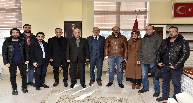 Gazetecilerden yeni Rektör Zeybek’e ziyaret