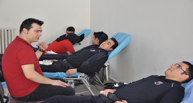 Kars Cezaevi’nde kan bağışı kampanyası düzenlendi