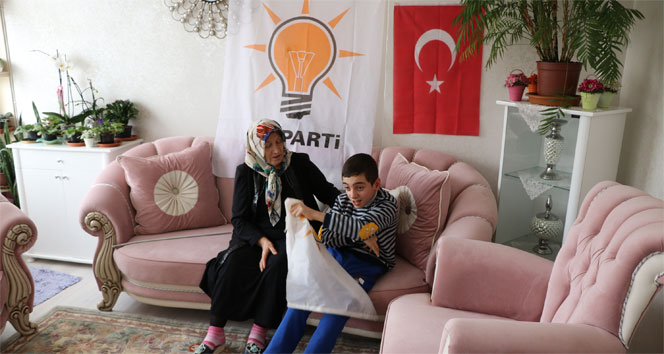15 yaşındaki engelli Mustafa’nın Erdoğan sevgisi