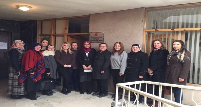 AK Parti Kadın Kollarından Türk Kadınlar Birliğine ziyaret