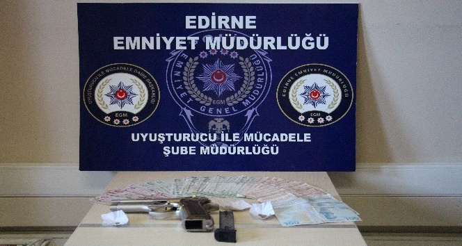 Edirne’de torbacı operasyonu: 4 tutuklama