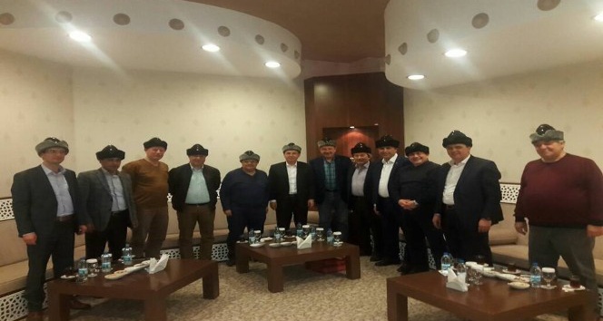 Vali Elban Belediye Başkanları ile buluştu