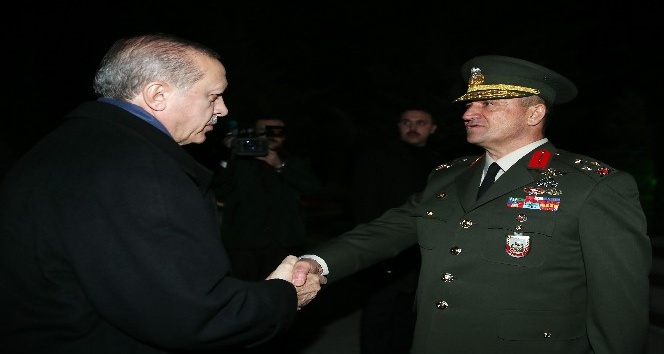 Cumhurbaşkanı Erdoğan 2. Ordu Komutanlığını ziyaret etti